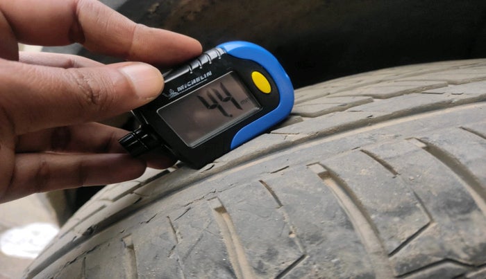 2020 Tata NEXON XM DIESEL, Diesel, Manual, 1,07,085 km, tyre