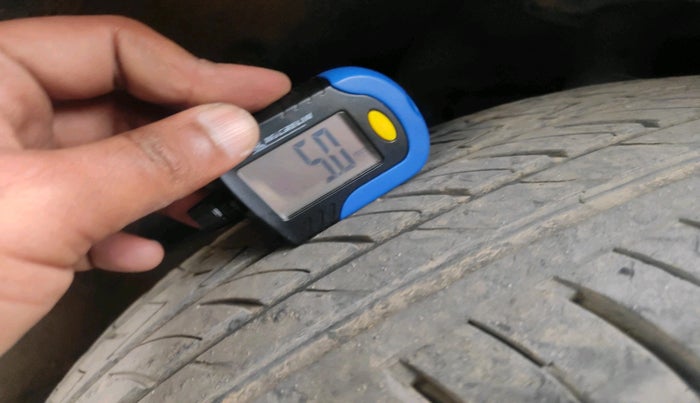 2020 Tata NEXON XM DIESEL, Diesel, Manual, 1,07,085 km, tyre