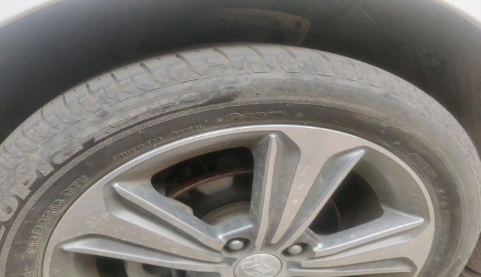 2018 Hyundai Verna 1.6 VTVT SX O, Petrol, Manual, 68,332 km, tyre