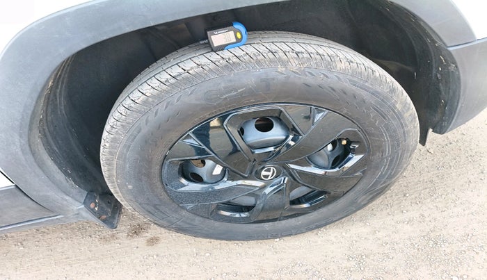 2023 Tata PUNCH ADVENTURE MT CNG , Petrol, Manual, 3,240 km, tyre