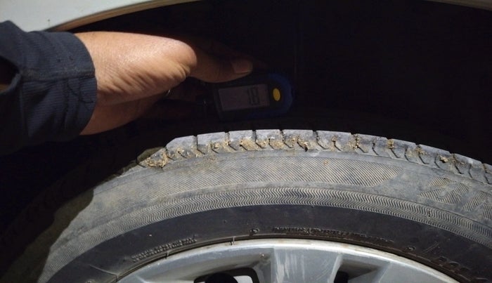 2015 Maruti Swift LDI, Diesel, Manual, 1,05,961 km, tyre