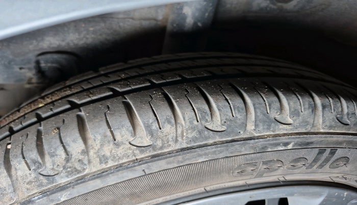 2015 Hyundai Grand i10 SPORTZ 1.2 KAPPA VTVT, Petrol, Manual, 78,537 km, tyre