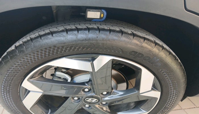 2024 Hyundai ALCAZAR PLATINUM 1.5 TURBO PETROL MT 7STR, Petrol, Manual, 14,673 km, tyre