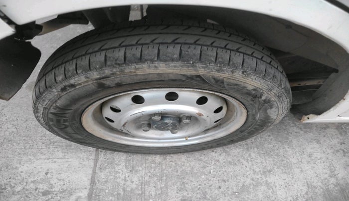 2016 Maruti Wagon R 1.0 LXI CNG, Petrol, Manual, 95,775 km, tyre