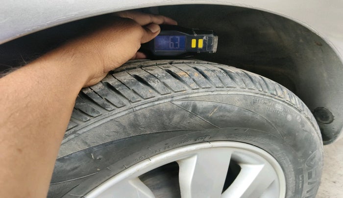 2013 Hyundai i20 ASTA 1.2, Petrol, Manual, 60,711 km, tyre