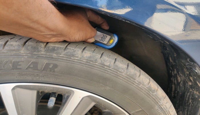 2023 Maruti Ciaz ALPHA  AT 1.5 SHVS PETROL, Petrol, Automatic, 26,973 km, tyre