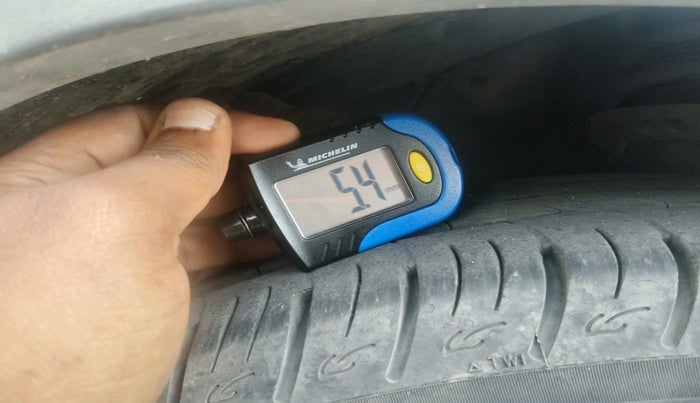 2021 KIA SONET GTX PLUS 1.5 AT, Diesel, Automatic, 1,32,422 km, tyre