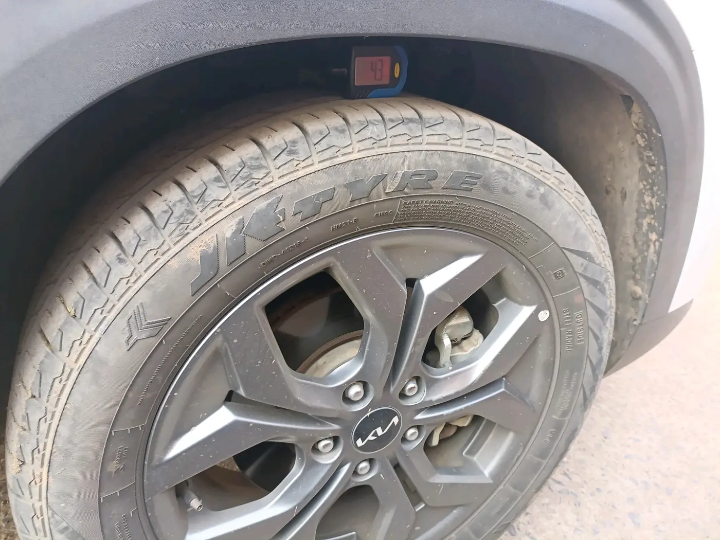 2023 KIA SELTOS HTX PETROL 1.5, Petrol, Manual, 63,000 km, tyre