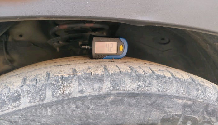 2022 KIA SONET HTX 1.5 AT, Diesel, Automatic, 70,733 km, tyre