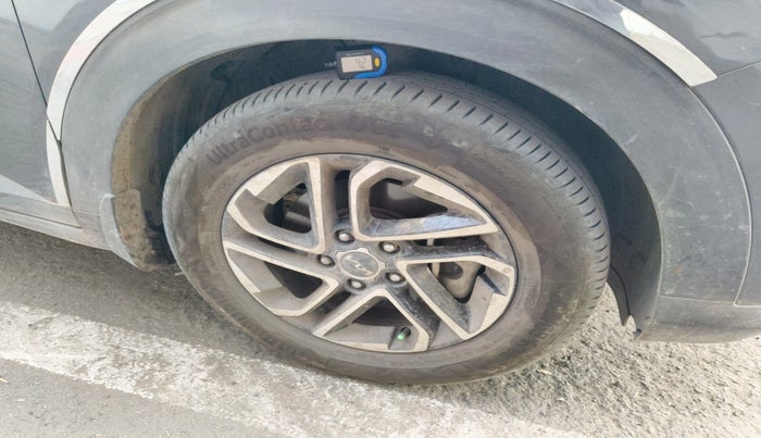 2022 KIA CARENS PRESTIGE PLUS 1.5 DIESEL 7 STR, Diesel, Manual, 86,300 km, tyre