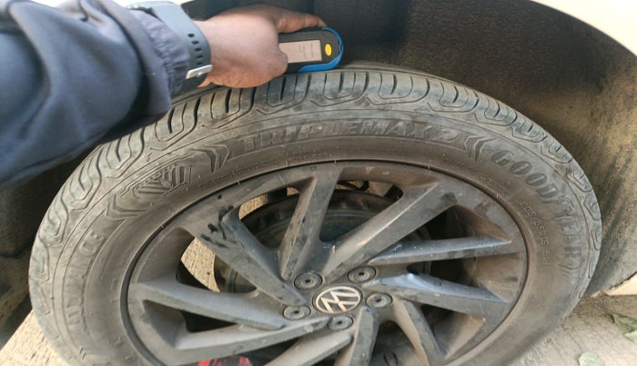 2023 Volkswagen TAIGUN  GT PLUS 1.5 TSI MT, Petrol, Manual, 23,804 km, tyre