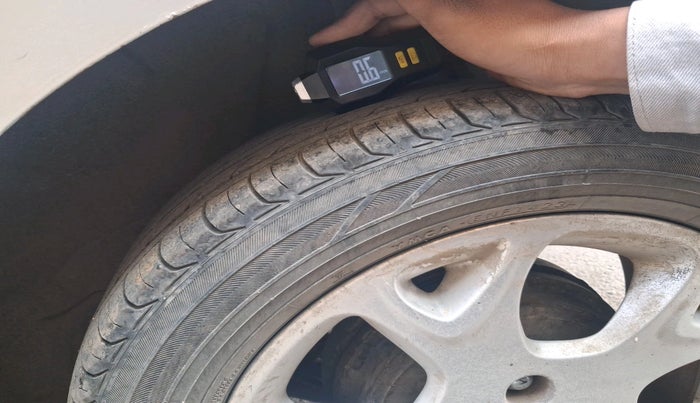 2014 Renault Pulse RXZ DIESEL, Diesel, Manual, 78,539 km, tyre