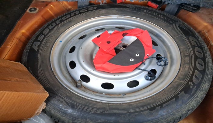 2016 Tata Tiago XZ PETROL, Petrol, Manual, 77,452 km, tyre