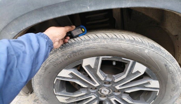 2021 Renault Kiger RXZ MT DUAL TONE, Petrol, Manual, 30,316 km, tyre