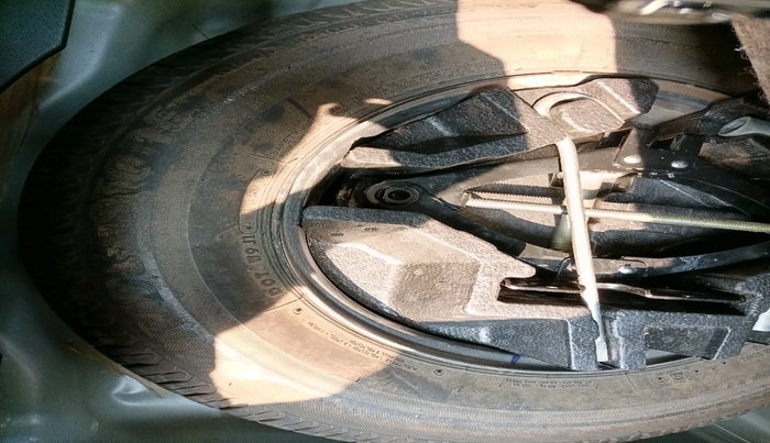 2020 Tata ALTROZ XZ DIESEL, Diesel, Manual, 38,244 km, tyre