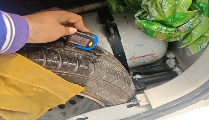 2018 Maruti Celerio VXI CNG, Petrol, Manual, 79,701 km, tyre