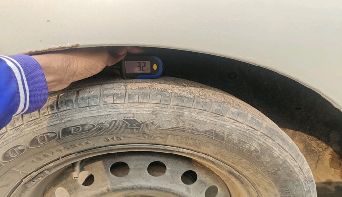 2018 Maruti Celerio VXI CNG, Petrol, Manual, 79,701 km, tyre