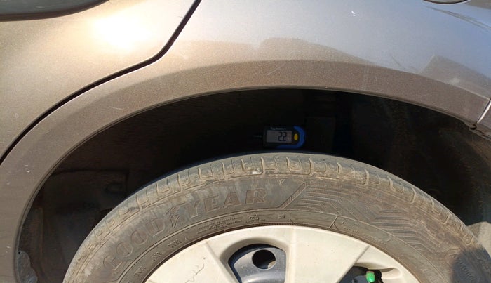 2012 Maruti Ritz VDI, Diesel, Manual, 1,08,727 km, tyre