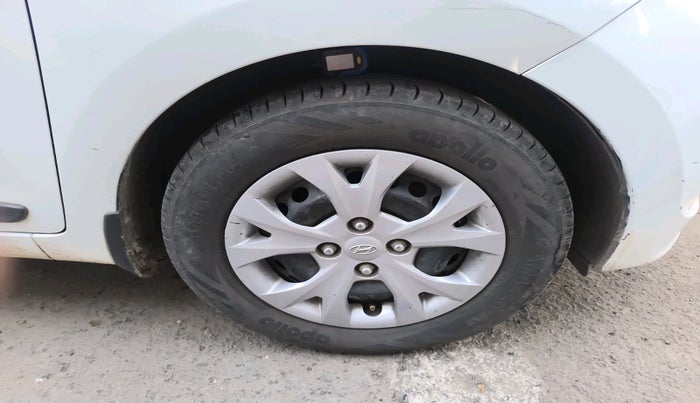 2016 Hyundai Grand i10 MAGNA 1.2 KAPPA VTVT, Petrol, Manual, 83,635 km, tyre