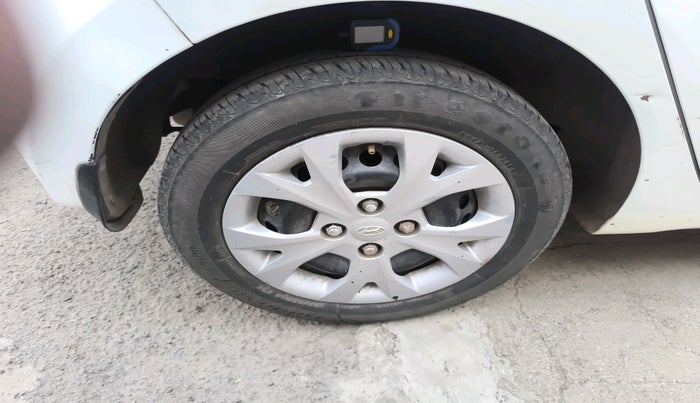 2016 Hyundai Grand i10 MAGNA 1.2 KAPPA VTVT, Petrol, Manual, 83,635 km, tyre