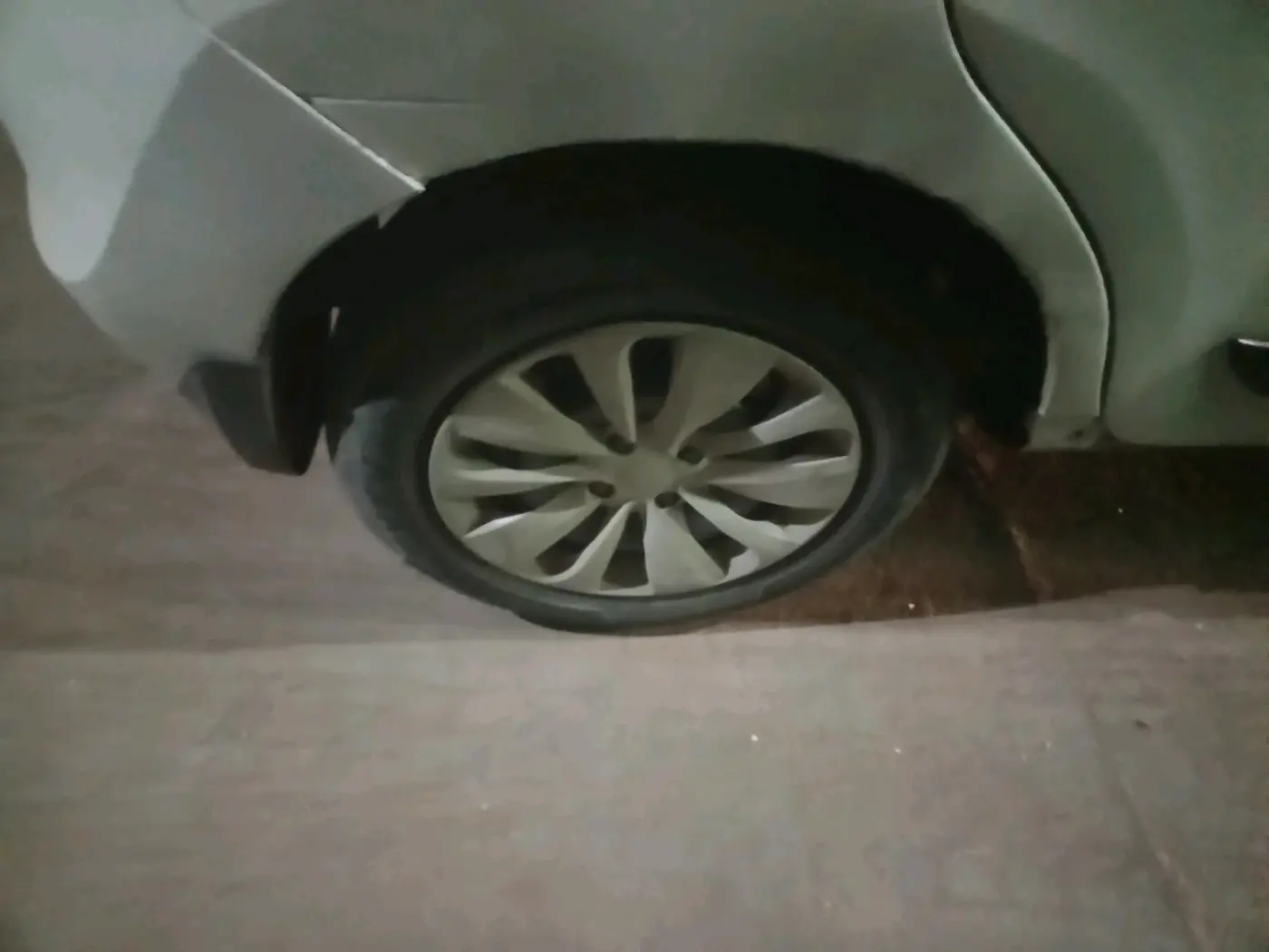 2021 Maruti Baleno DELTA PETROL 1.2, Petrol, Manual, 57,296 km, tyre