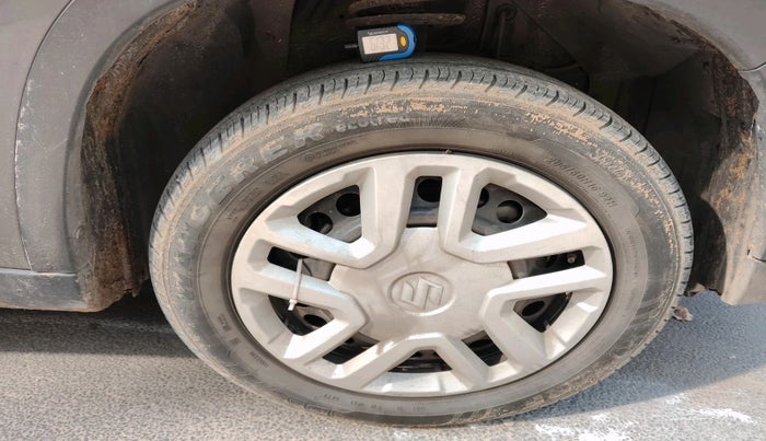 2021 Maruti Vitara Brezza VXI, Petrol, Manual, 58,522 km, tyre