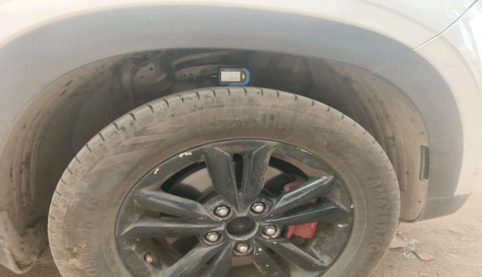 2020 Hyundai Creta E 1.5 PETROL, Petrol, Manual, 60,405 km, tyre