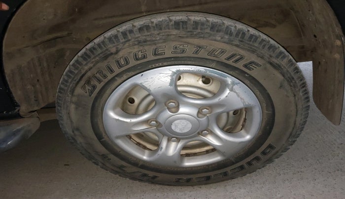 2014 Mahindra Scorpio LX, Diesel, Manual, 99,182 km, tyre