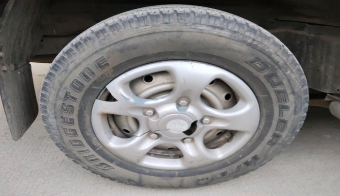 2014 Mahindra Scorpio LX, Diesel, Manual, 99,182 km, tyre