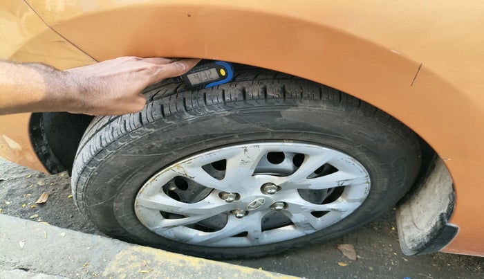 2017 Hyundai Grand i10 SPORTZ (O) 1.2 KAPPA VTVT, Petrol, Manual, 80,653 km, tyre