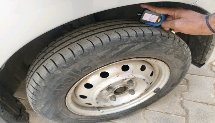 2015 Maruti Wagon R 1.0 LXI, Petrol, Manual, 85,834 km, tyre