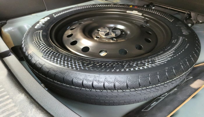 2024 Maruti Grand Vitara SIGMA SMART HYBRID, Petrol, Manual, 11,654 km, tyre