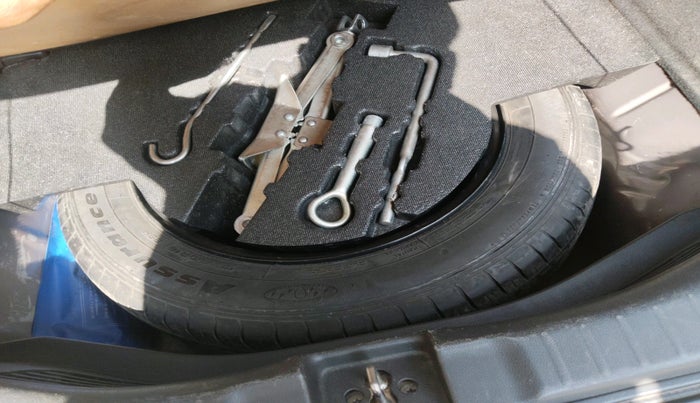 2018 Honda WR-V 1.2L I-VTEC VX MT, Petrol, Manual, 74,076 km, tyre