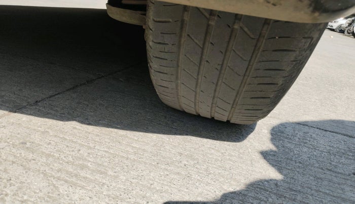 2018 Honda WR-V 1.2L I-VTEC VX MT, Petrol, Manual, 74,076 km, tyre