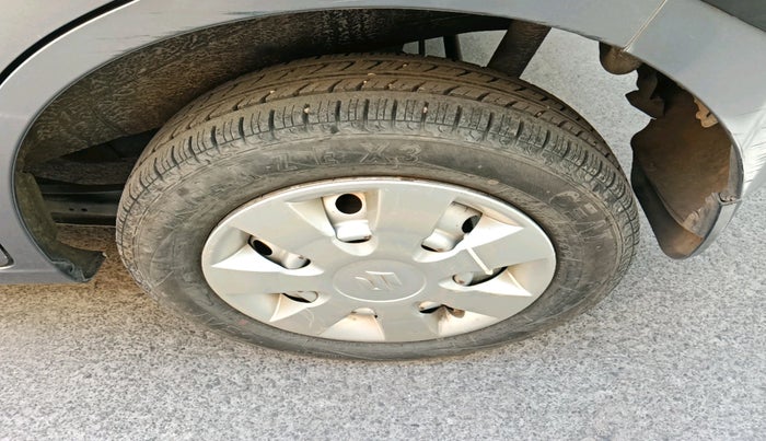 2011 Maruti Wagon R 1.0 LXI, Petrol, Manual, 69,996 km, tyre