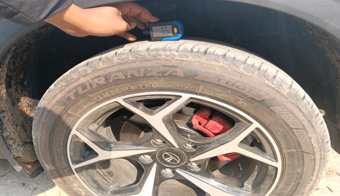 2024 Tata NEXON PURE SUNROOF 1.2 PETROL, Petrol, Manual, 2,593 km, tyre