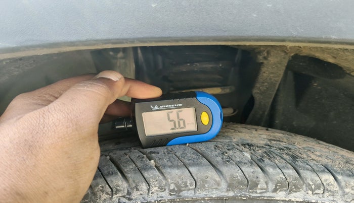 2024 Nissan MAGNITE Visia B4D 1.0 Petrol MT, Petrol, Manual, 12,493 km, tyre