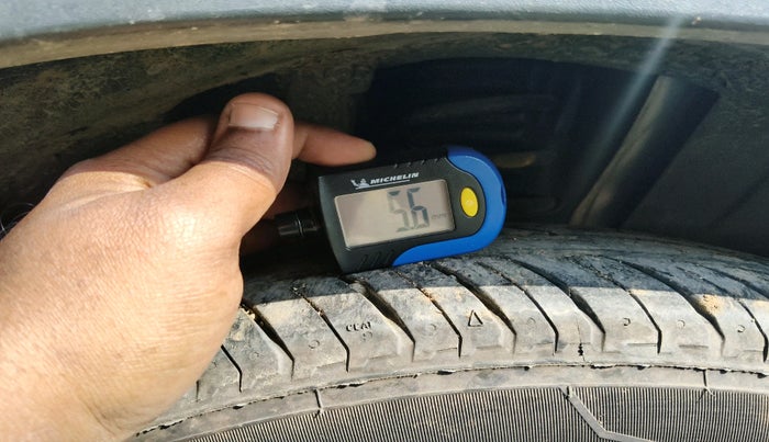 2024 Nissan MAGNITE Visia B4D 1.0 Petrol MT, Petrol, Manual, 12,493 km, tyre