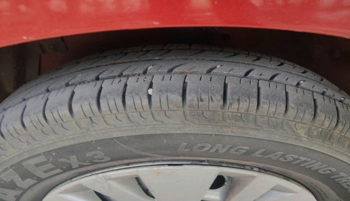 2012 Maruti Swift LDI, Diesel, Manual, 66,304 km, tyre