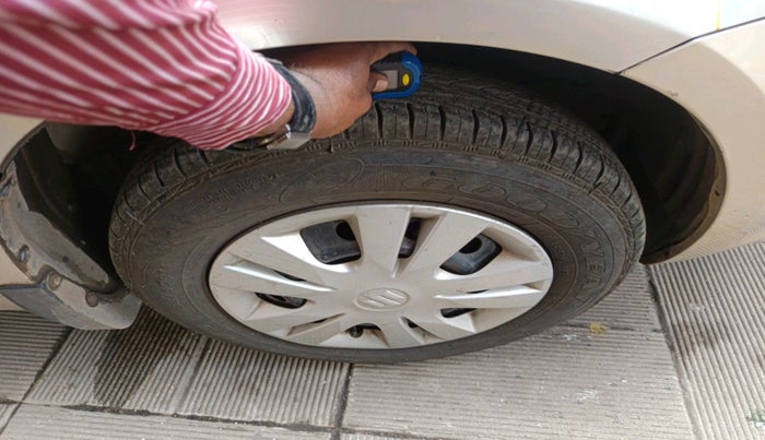 2012 Maruti Swift Dzire VXI, Petrol, Manual, 1,28,469 km, tyre