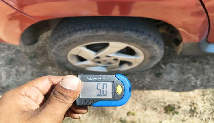 2014 Renault Duster 85 PS RXL DIESEL, Diesel, Manual, 96,789 km, tyre