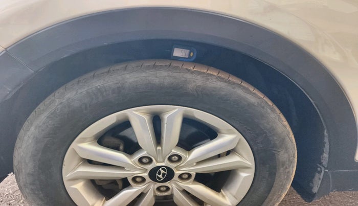 2016 Hyundai Creta SX 1.6 DIESEL, Diesel, Manual, 1,03,600 km, tyre