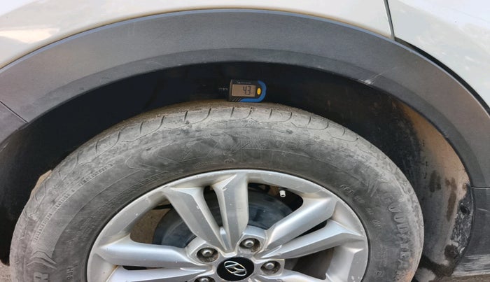 2016 Hyundai Creta SX 1.6 DIESEL, Diesel, Manual, 1,03,600 km, tyre