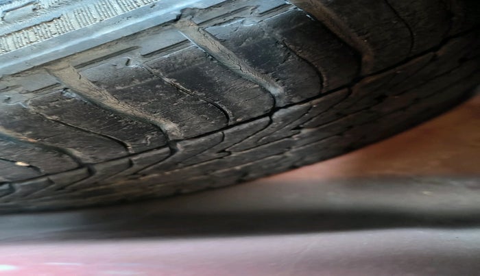 2015 Hyundai Elite i20 ASTA 1.4 CRDI, Diesel, Manual, 80,306 km, tyre