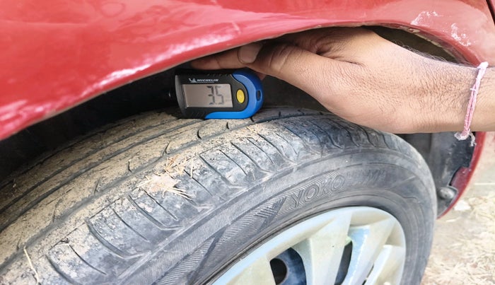 2012 Maruti Swift VDI, Diesel, Manual, 1,30,171 km, tyre