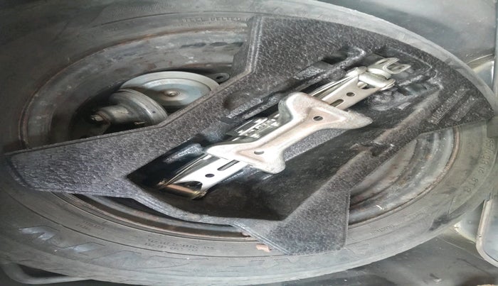 2016 Maruti Celerio ZXI AMT, Petrol, Automatic, 69,099 km, tyre