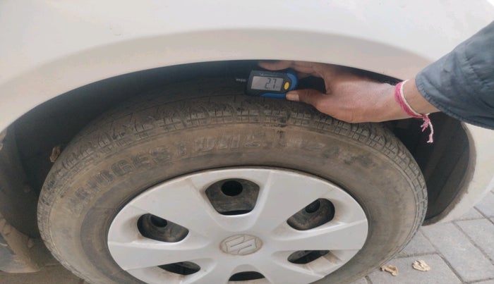 2015 Maruti Ritz VDI, Diesel, Manual, 1,27,310 km, tyre