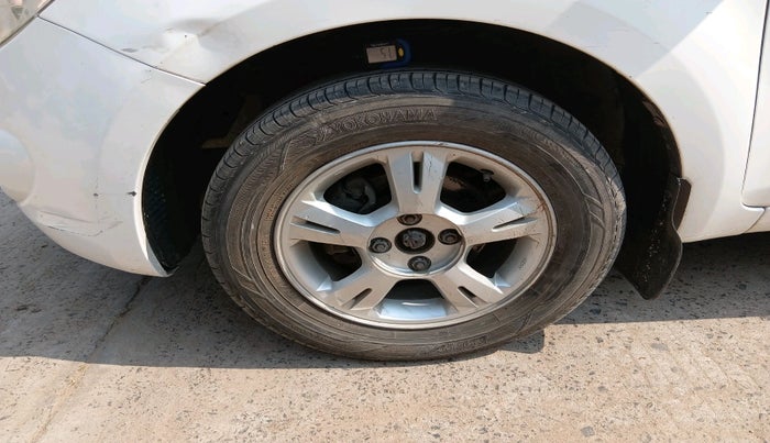 2011 Hyundai i20 SPORTZ 1.2, Petrol, Manual, 40,721 km, tyre