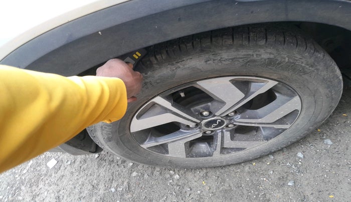 2021 KIA SONET HTX 1.5, Diesel, Manual, 85,799 km, tyre