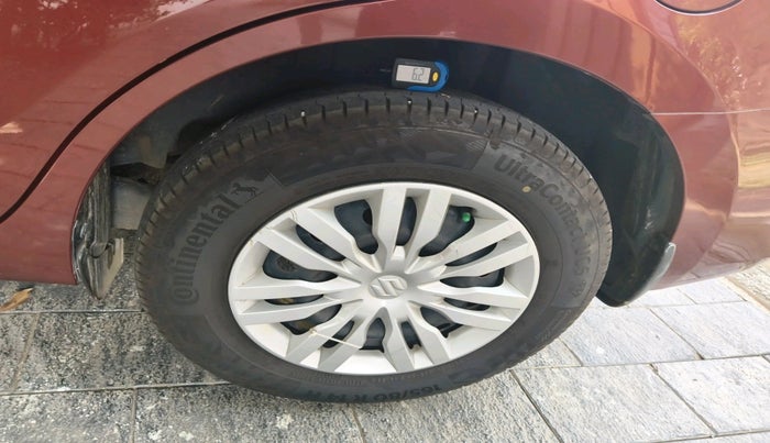 2017 Maruti Dzire VXI AMT, Petrol, Automatic, 35,238 km, tyre